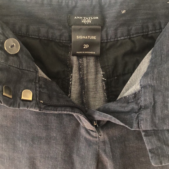 Ann Taylor Signature Fit Capri Pant - Picture 4 of 4